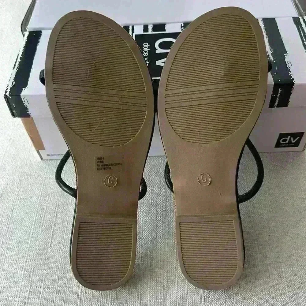 New with Box-Dolce Vita Penni Toe Loop Flip Flops -Size 6 - Picture 2 of 4